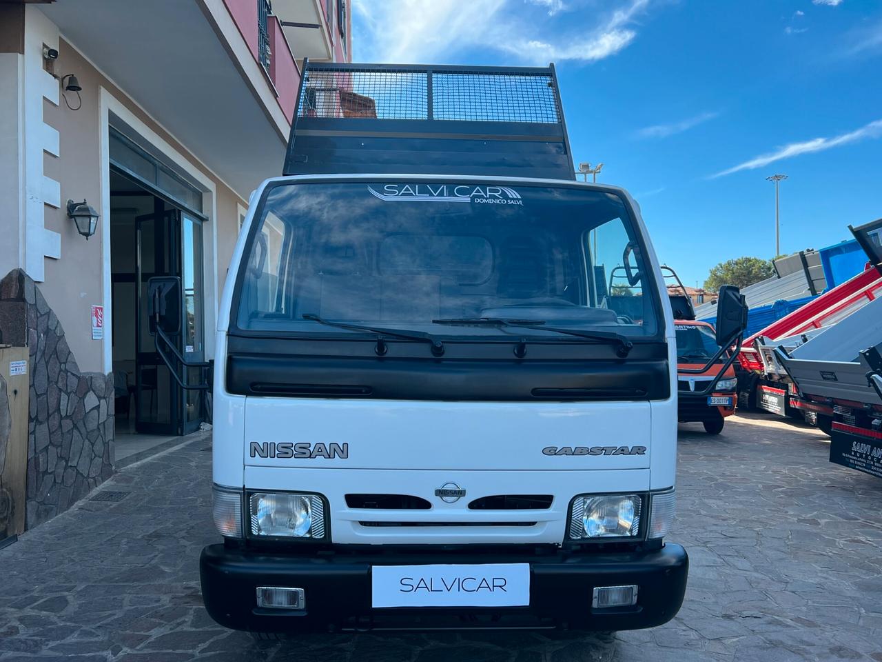 NISSAN CABSTAR RIBALTABILE TRILATERALE ANNO IMMATRICOLAZIONE 2002