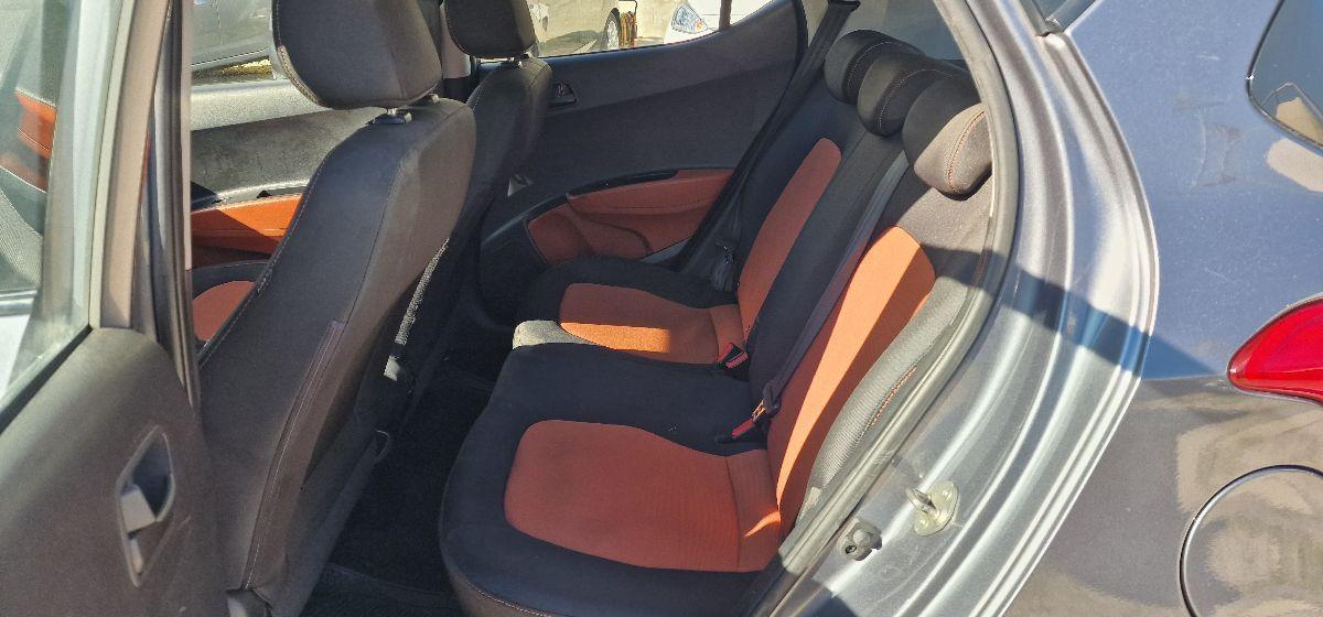 HYUNDAI i10 1.0 MPI Sound Edition