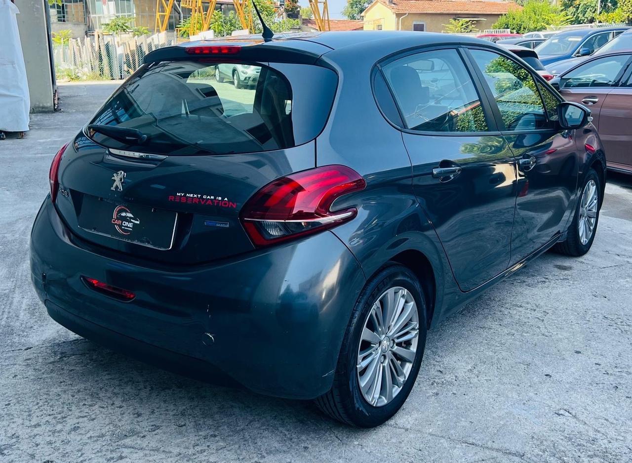 Peugeot 208 PureTech 82 5 porte Allure