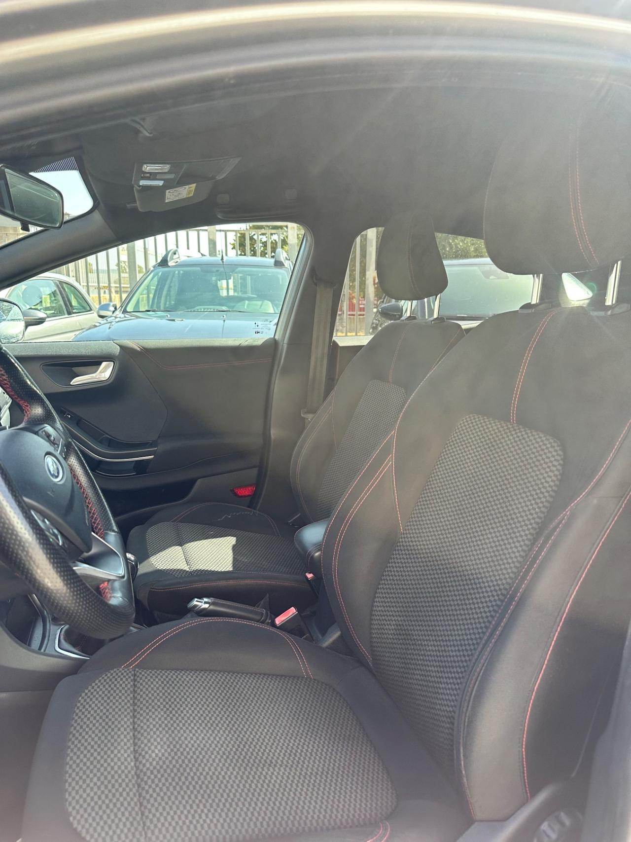 Ford Puma 1.5 EcoBlue 120 CV S&S ST-Line Vignale