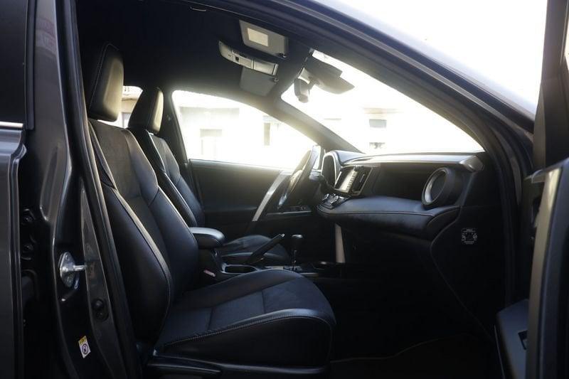 Toyota RAV4 Hybrid TOYOTA RAV4 2.5 114KW IBRIDO ANNO 2016
