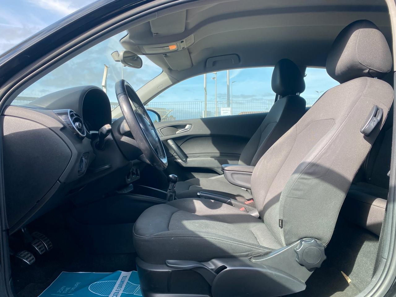 AUDI - A1 - 1.6 TDI Admired S-LINE - NEOPATENTATI - FINANZIABILE - PERMUTE