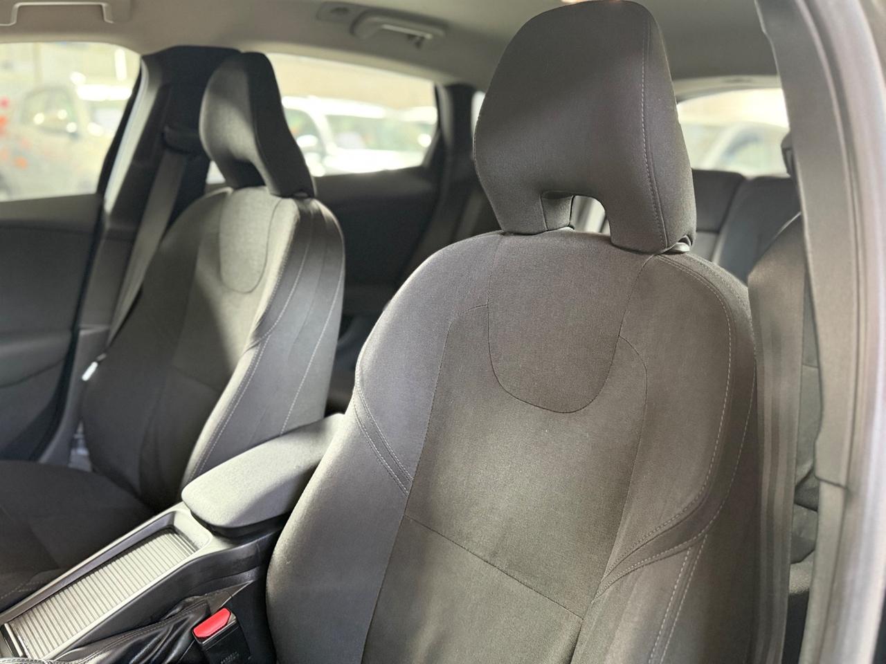 Volvo V40 D2 1.6 Powershift Kinetic NEOPATENTATI