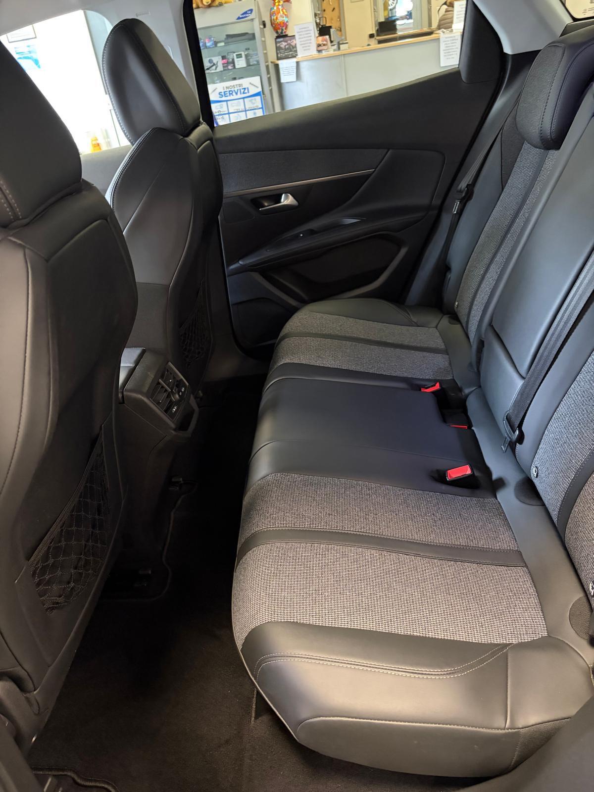 Peugeot 3008 PureTech Turbo 130 S&S Allure