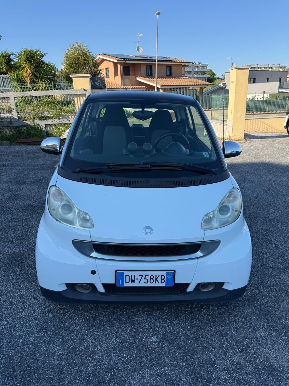 Smart ForTwo 1000 52 kW coupé pure