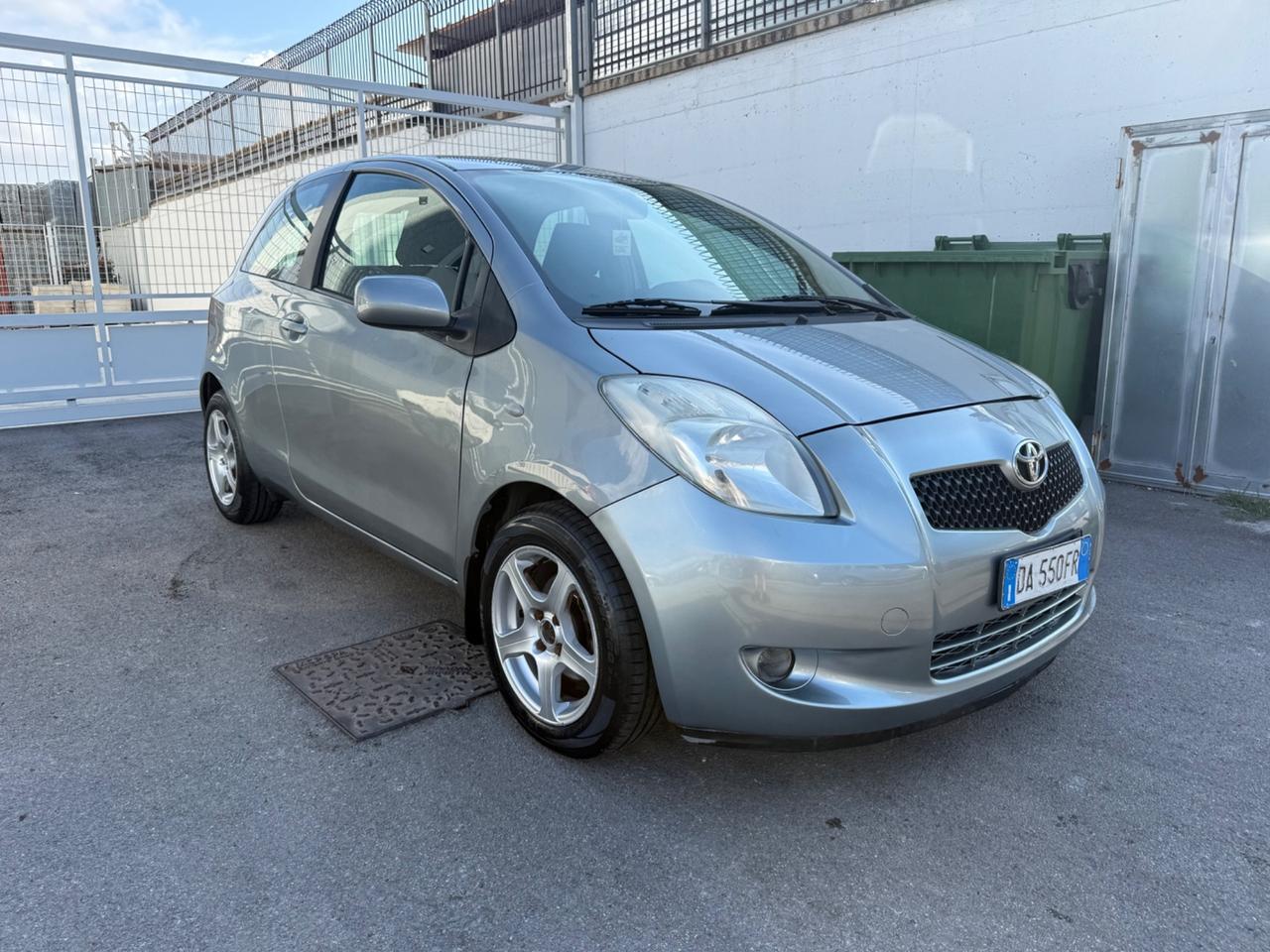Toyota Yaris 1.4 Diesel Automatica