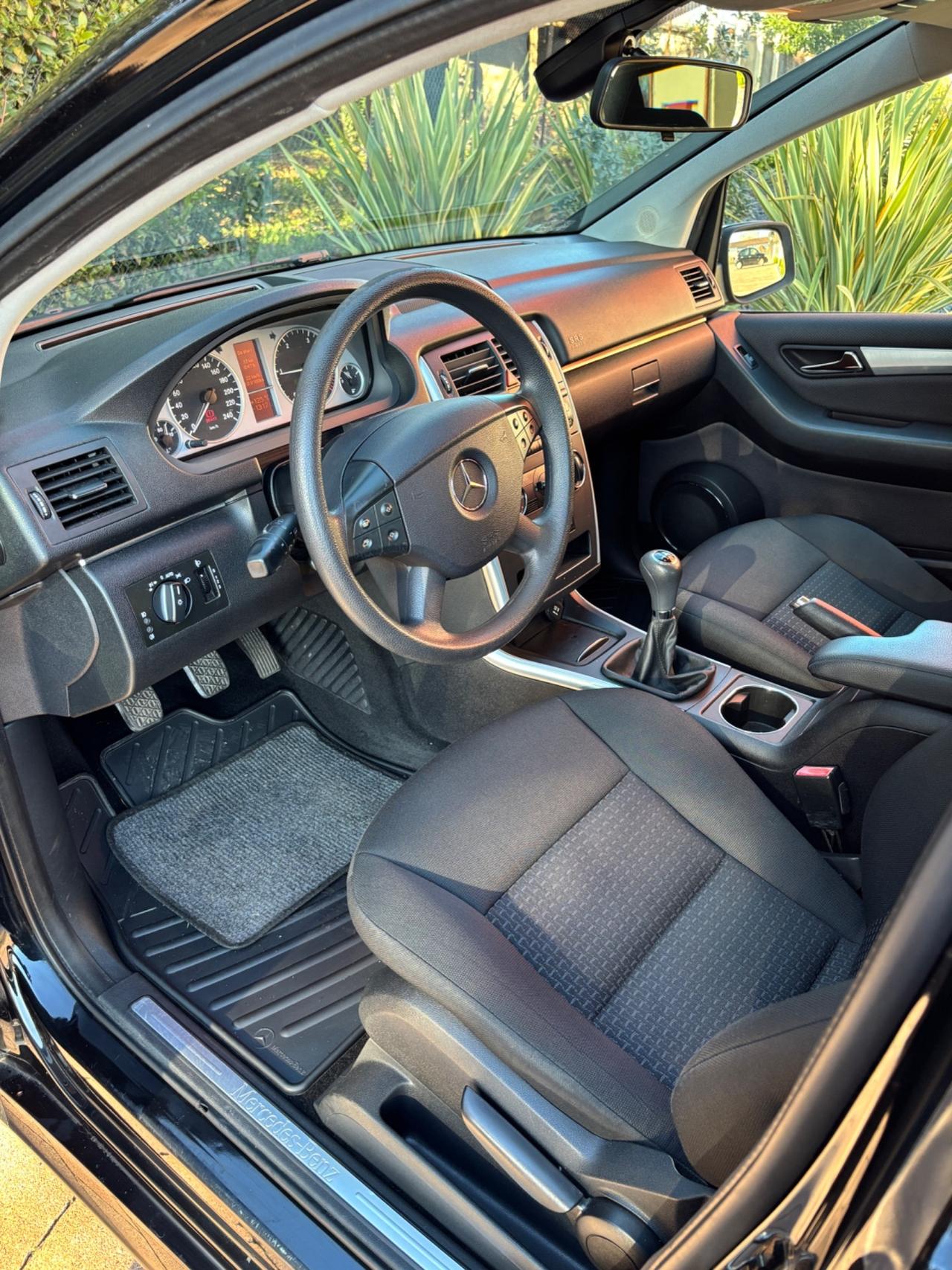 Mercedes-benz B 180 CDI Premium