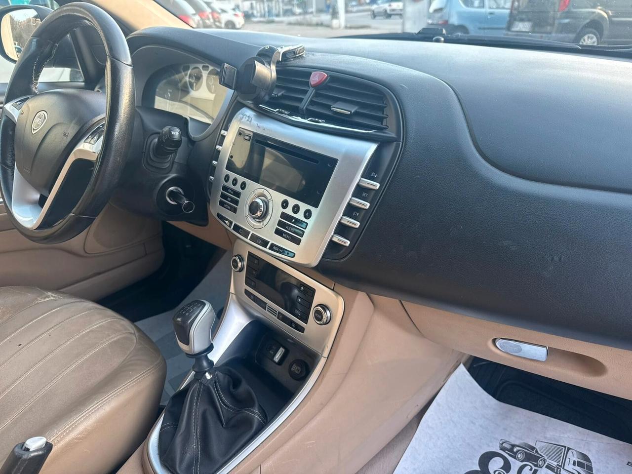 Lancia Delta 1.6 MJT garanzia 24 mesi