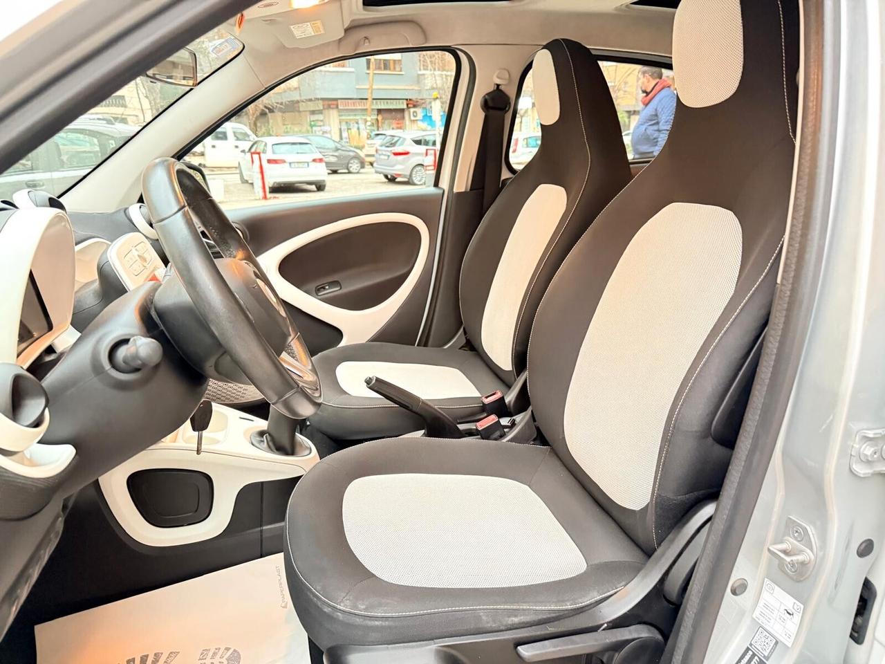 Smart ForFour 70 1.0 Passion 01/2016