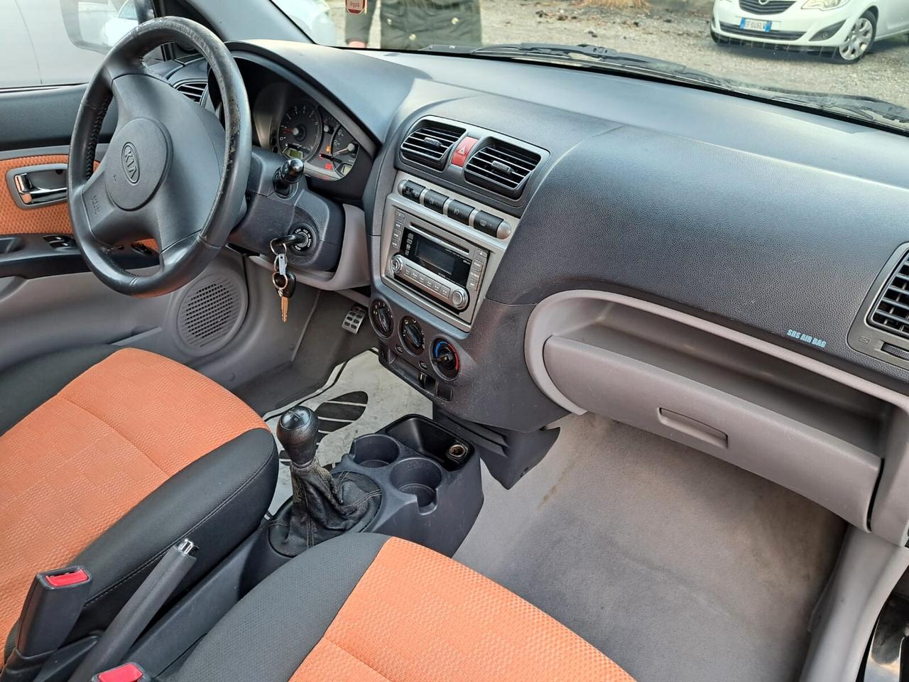 Kia Picanto 1.1 12V Spicy-NEOPATENTATI