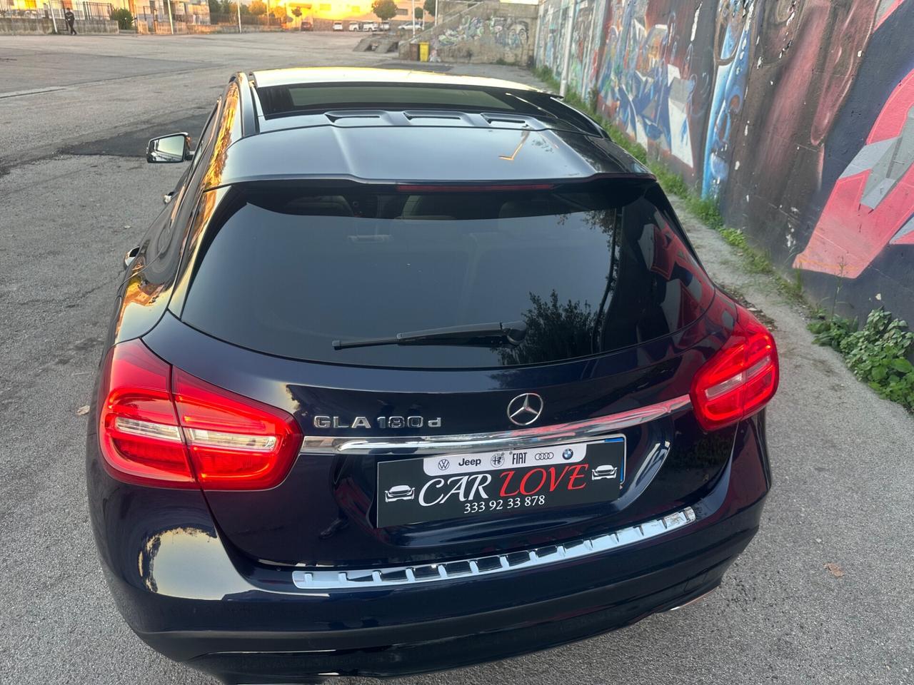 MERCEDES GLA 180 PREMIUM/AUT+TETTO+LED+NAVI+R.CAMERA