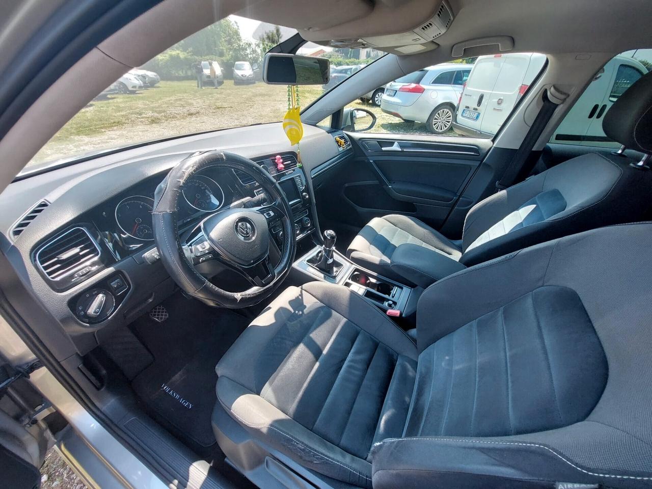 Volkswagen Golf 1.6 TDI 5p. Highline BlueMotion Technology