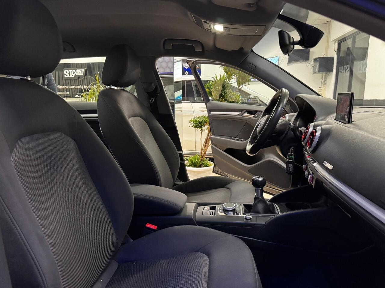 Audi A3 SPB 30 TDI S-LINE