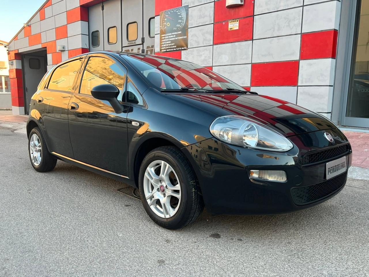 Fiat Punto 1.4 S&S 8V 5 porte Easy