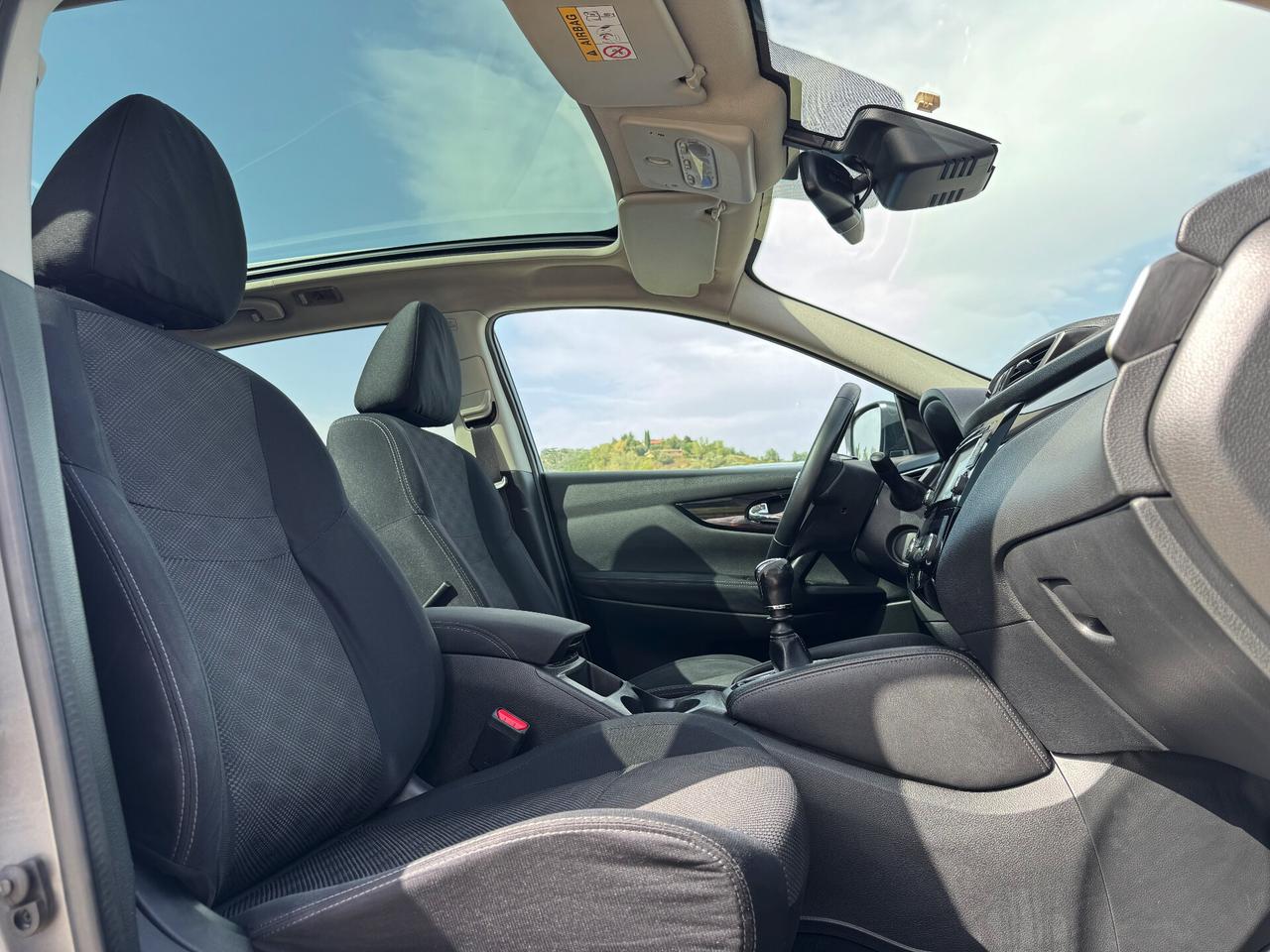 Nissan Qashqai 1.5dci TEKNA 360°/FULL