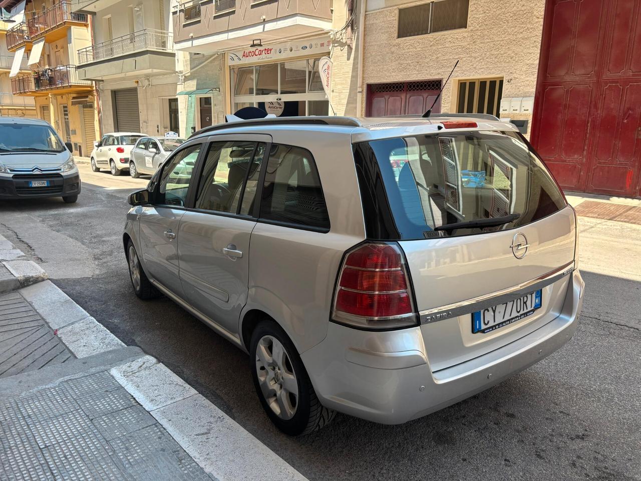 Opel Zafira 1.9 CDTI 101CV ** 7 POSTI **