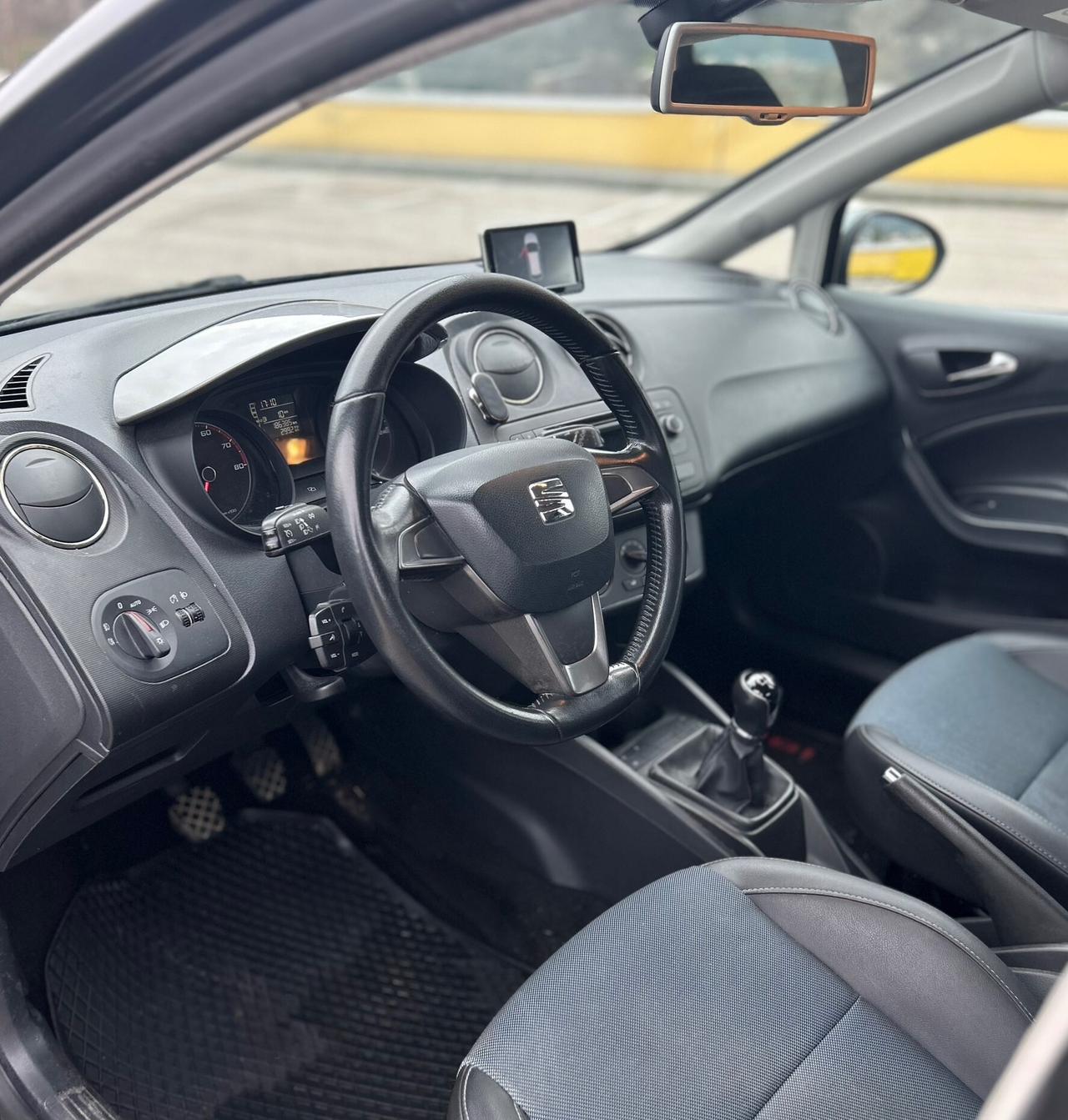 Seat Ibiza ST Business High iTech Neopatent. 2015
