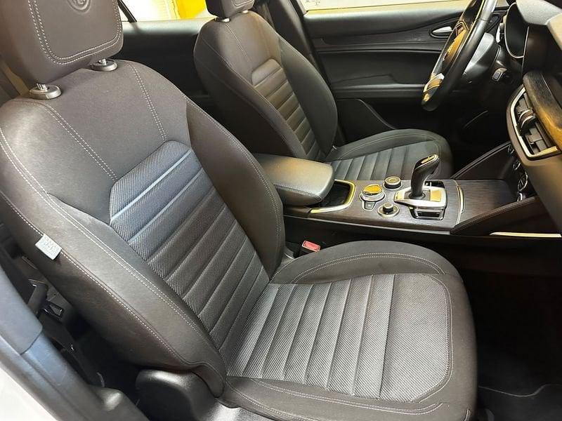 Alfa Romeo Stelvio Stelvio 2.2 t Super Business Q4 190cv auto PREZZO VERO