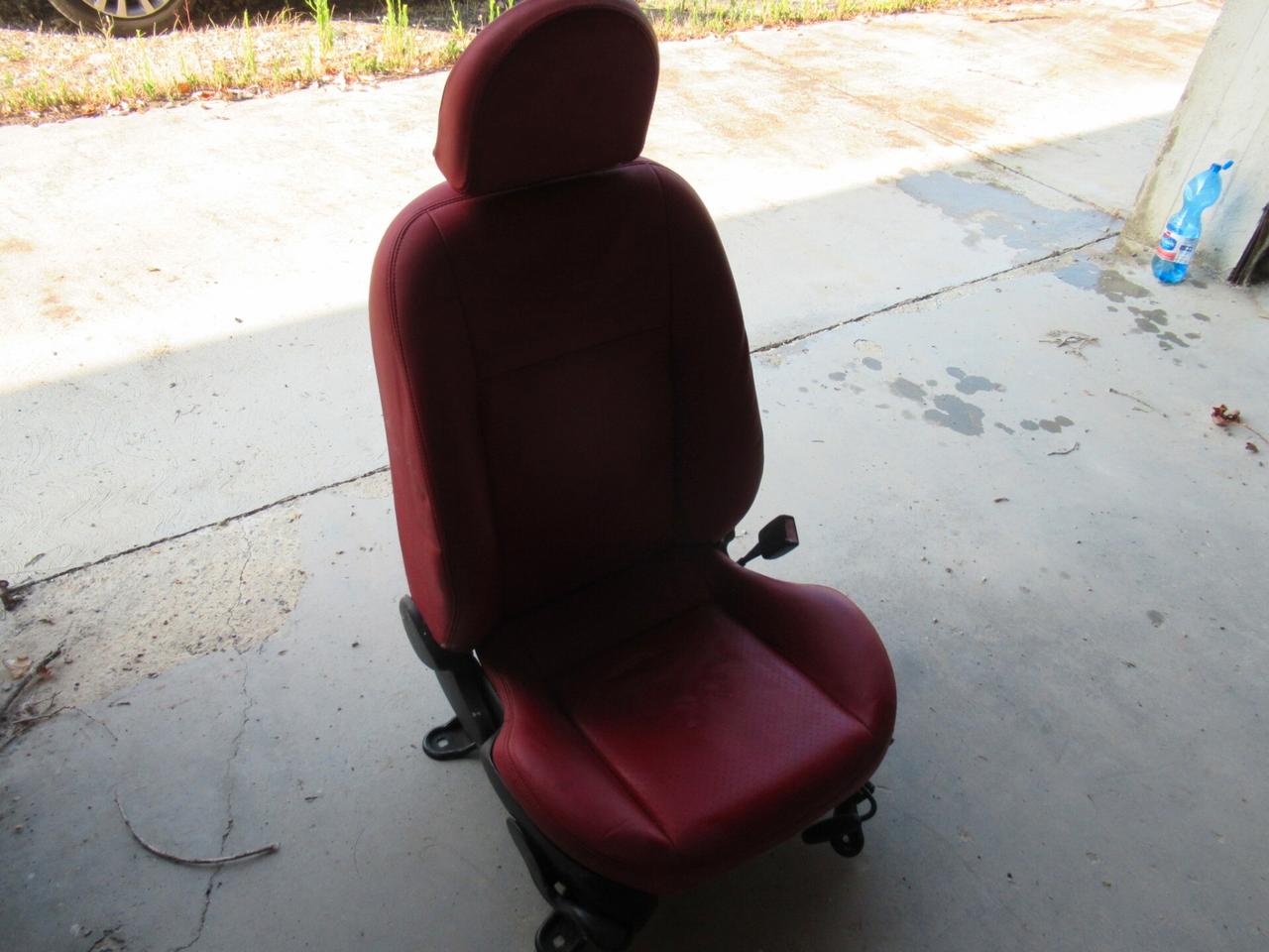 Ford Ka Cabrio 1.2 8V 69CV 2 sedili pelle rossa come nuovi € 300
