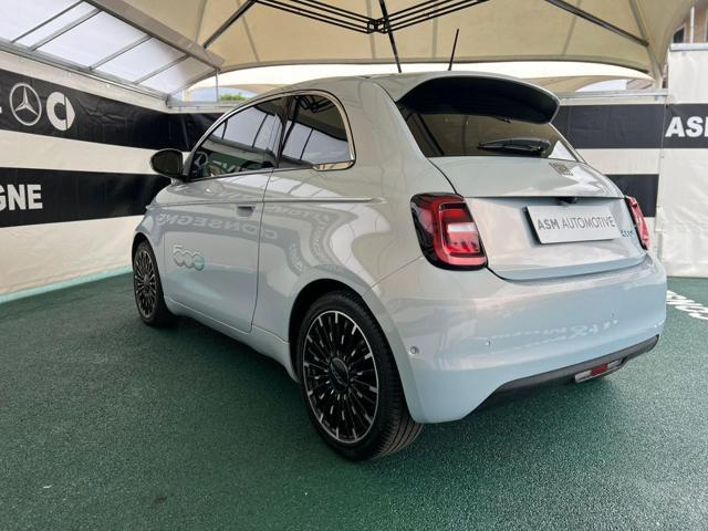 FIAT 500e Berlina 42 kWh La Prima