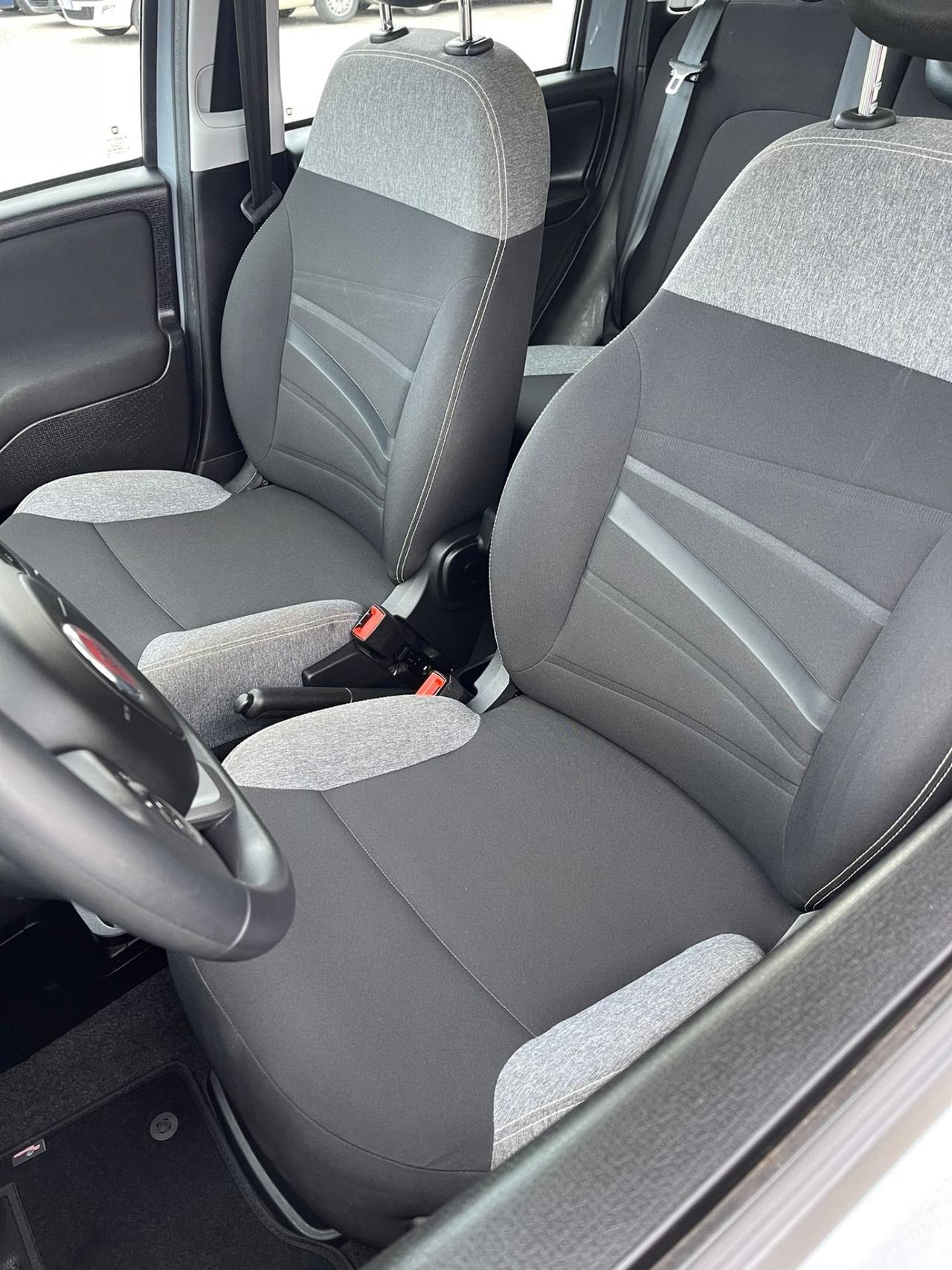 FIAT NEW PANDA - HYBRIDA- NEOPATENTATI- GARANZIA
