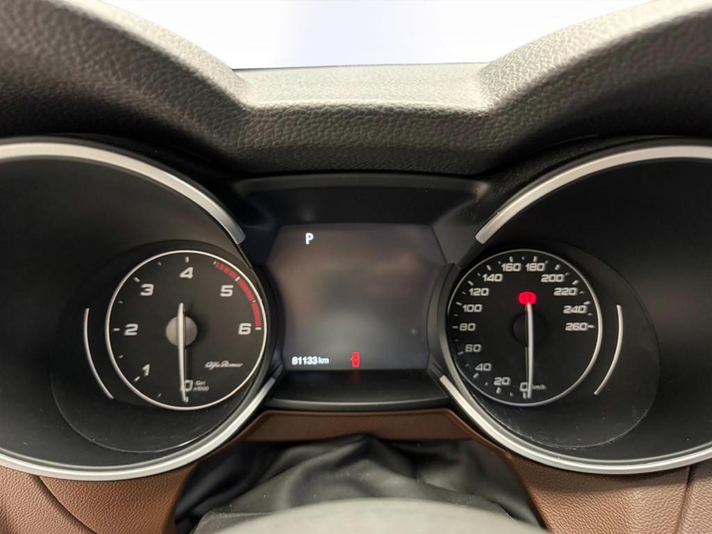 ALFA ROMEO Stelvio 2017 - Stelvio 2.2 t Lusso Q4 210cv auto