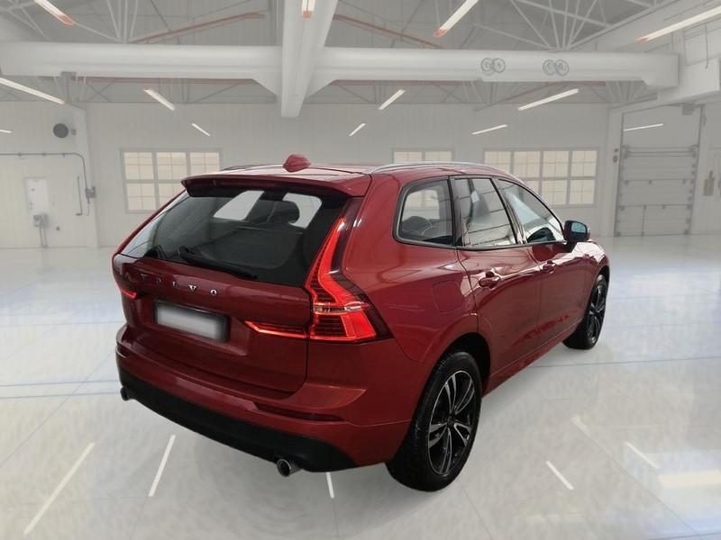 VOLVO XC60 D4 GEARTR. MOMENTUM SUV