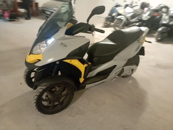 Quadro 350S