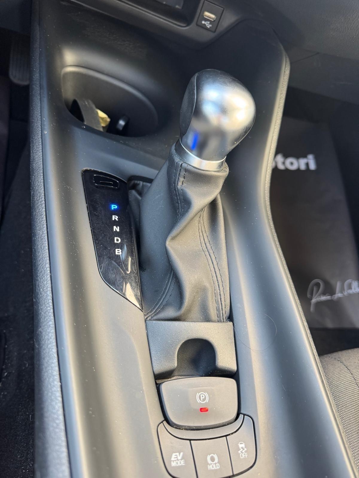 Toyota C-HR 1.8 Hybrid E-CVT Active