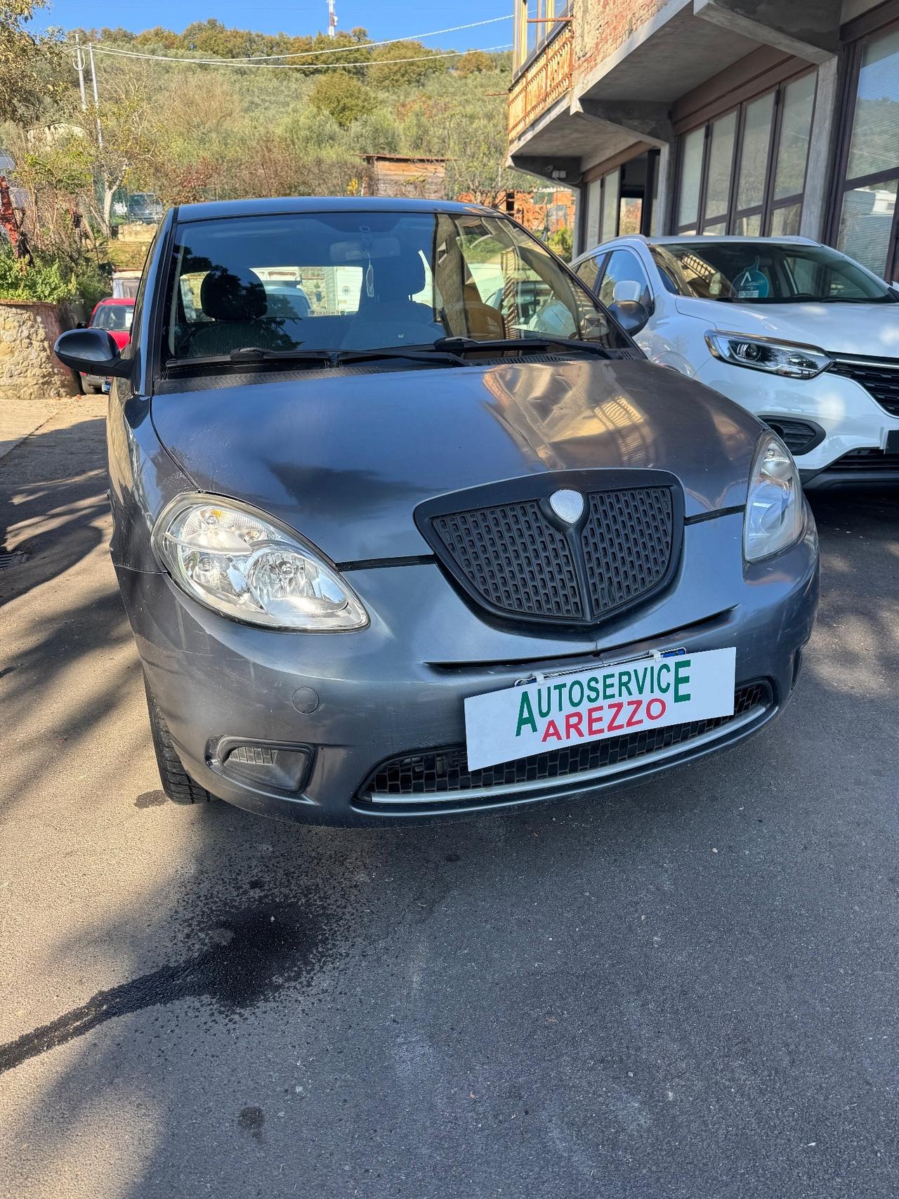 Lancia Ypsilon 1.2 Argento