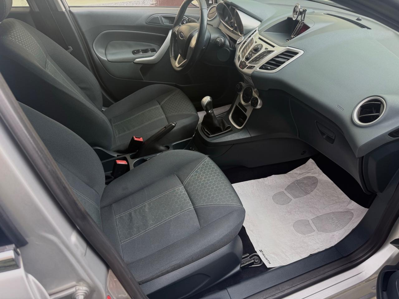Ford Fiesta 1.4 TDCi 5p. Titanium