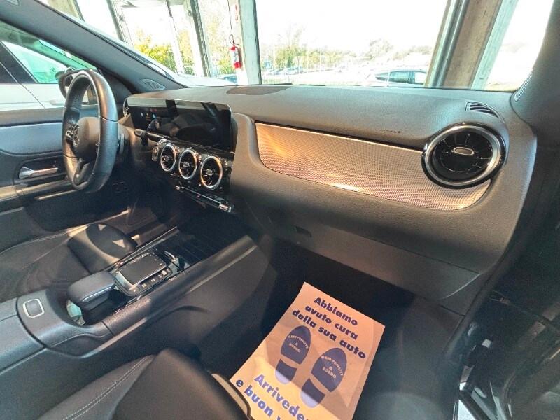 MERCEDES GLA (H247) GLA 250 e EQ-Power...