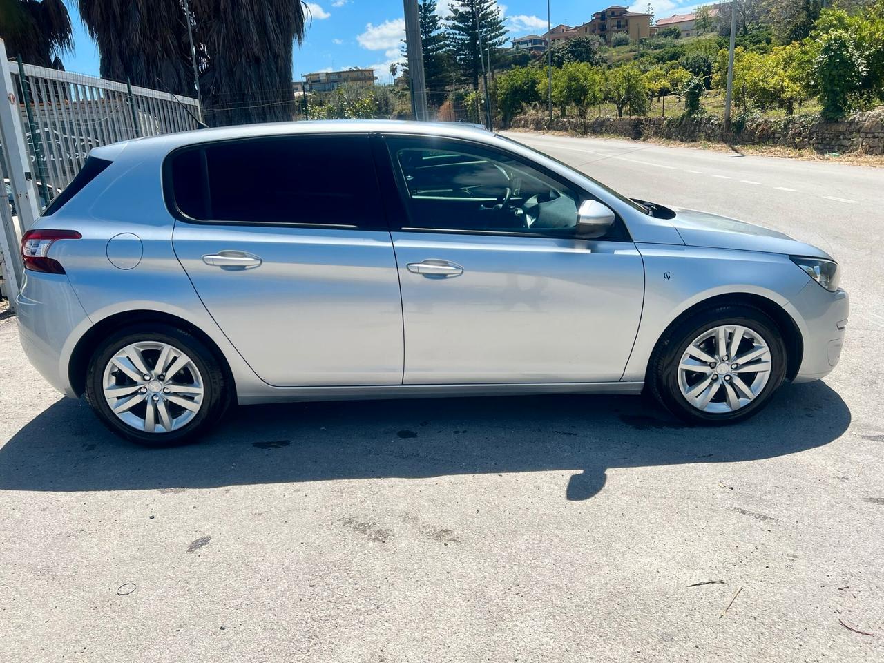Peugeot 308 BlueHDi 100 S&S Business AUTO GALLO Francofonte