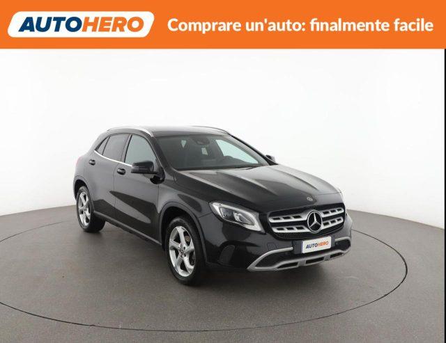 MERCEDES-BENZ GLA 180 Sport