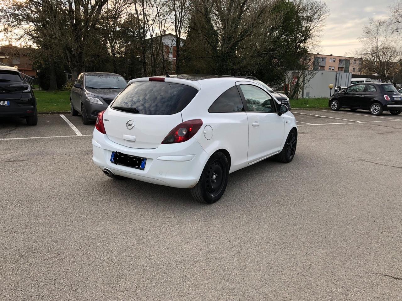 Opel Corsa 1.2 3 porte Elective
