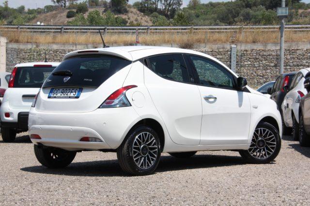 LANCIA Ypsilon 1.0 FireFly 5 porte S&S Hybrid Ecochic Gold