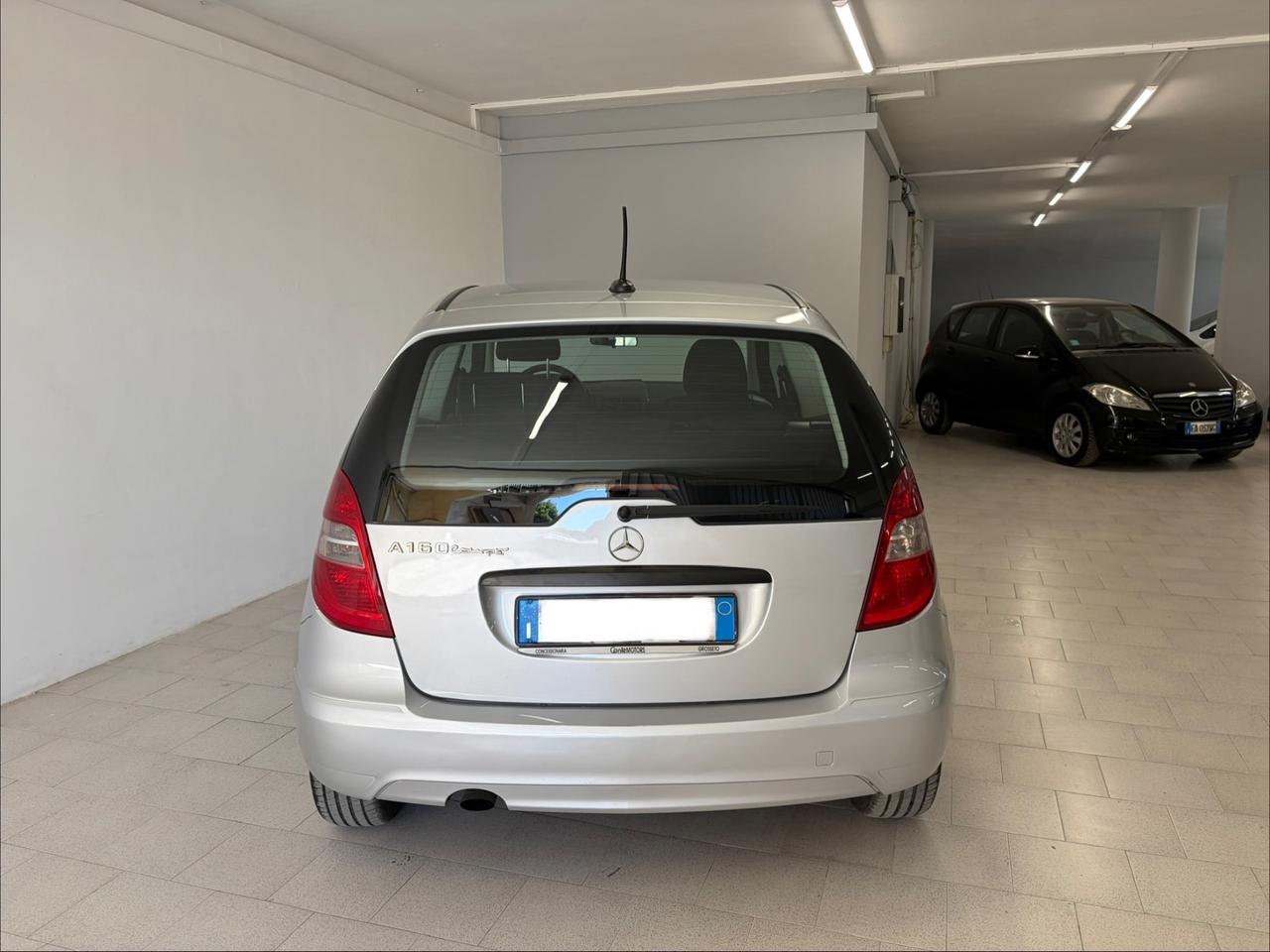 Mercedes-benz A 160 BlueEFFICIENCY Coupé Elegance