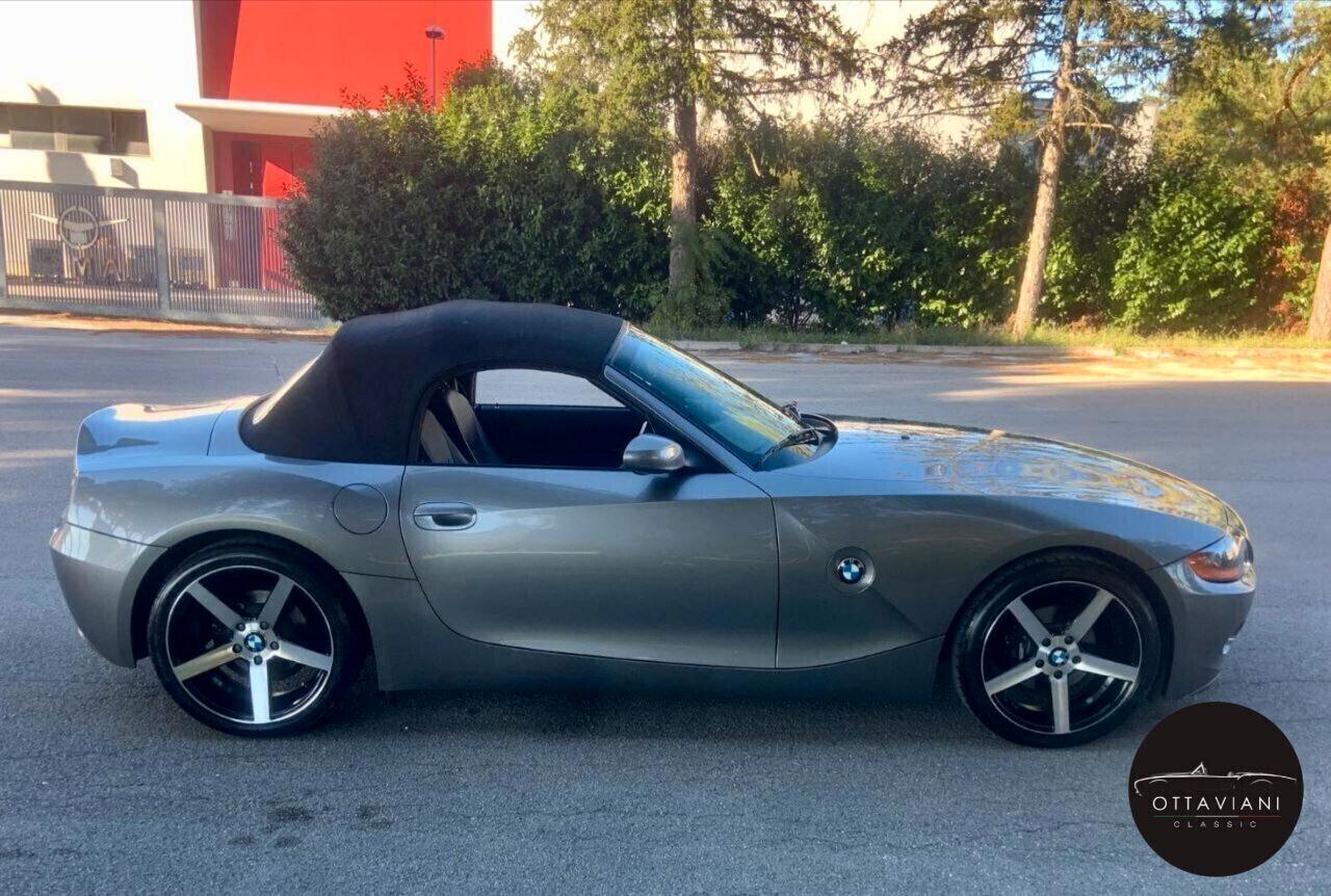 Bmw Z4 "solo 58000km" pari al NUOVO