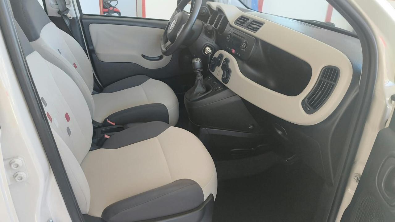 FIAT PANDA 1.2 BENZINA 70CV 5 POSTI