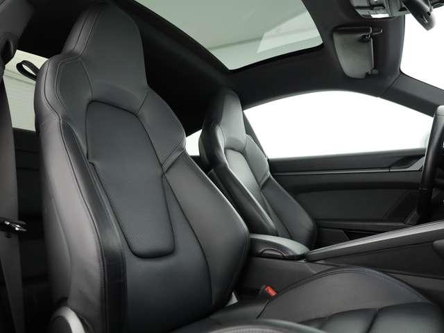 Porsche 992 coupe 3.0 carrera 4s auto