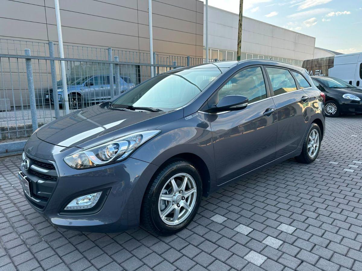 HYUNDAI - i30 Station Wagon EURO 6B