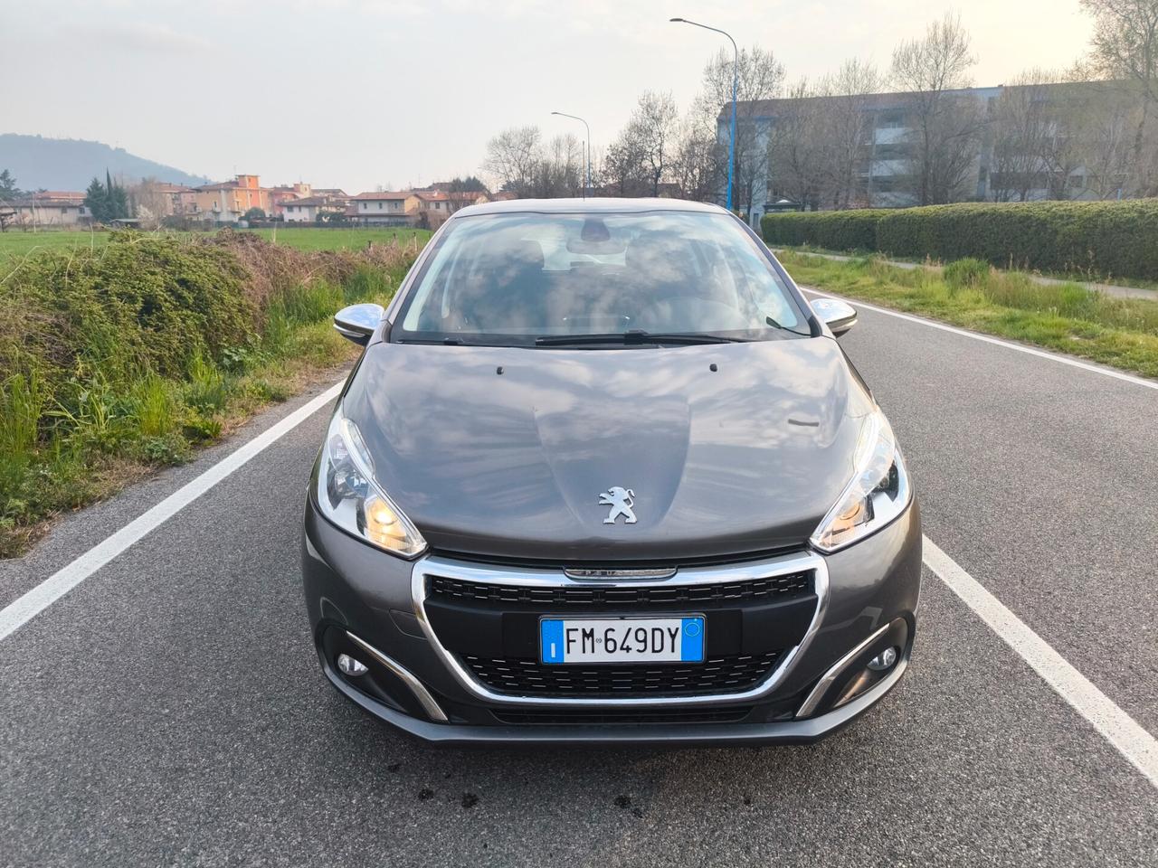 PEUGEOT 208 1,6 BLUE HDI- ALLURE-OK NEOPATENTATI- EURO 6