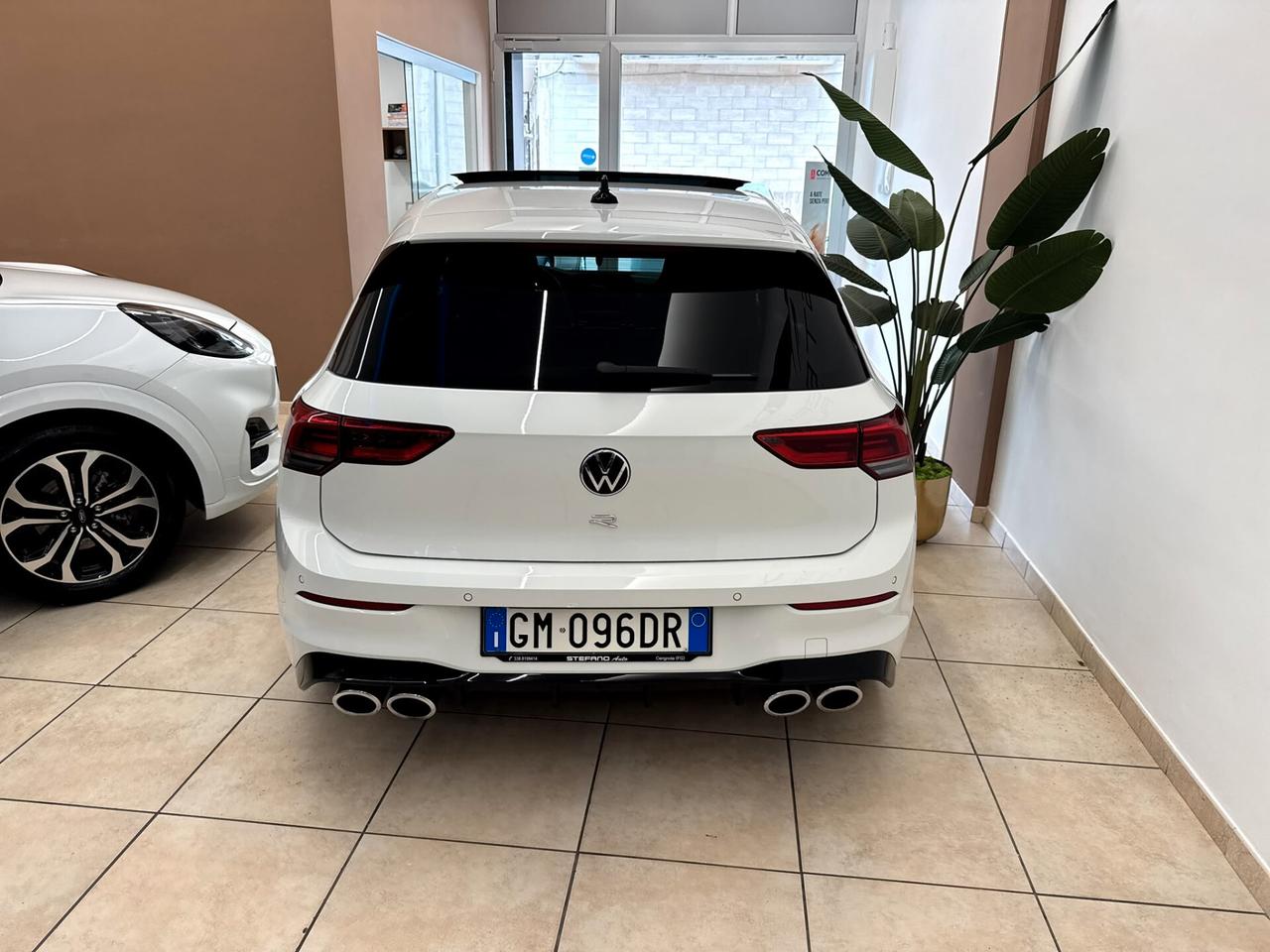 Volkswagen Golf 2.0 TSI DSG 4Motion R