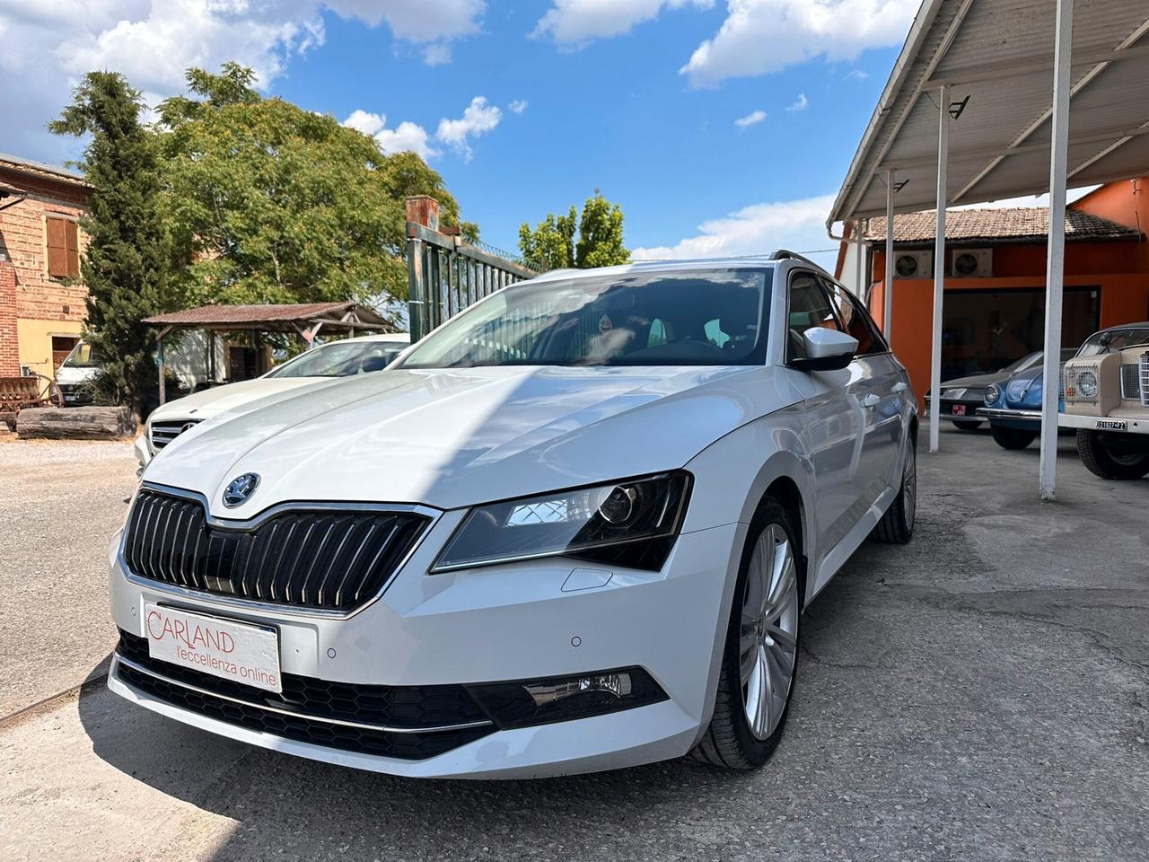 Skoda Superb 2.0 TDI DSG Ambition