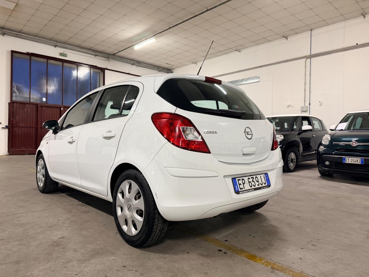 Opel Corsa 1.2 5 porte Elective