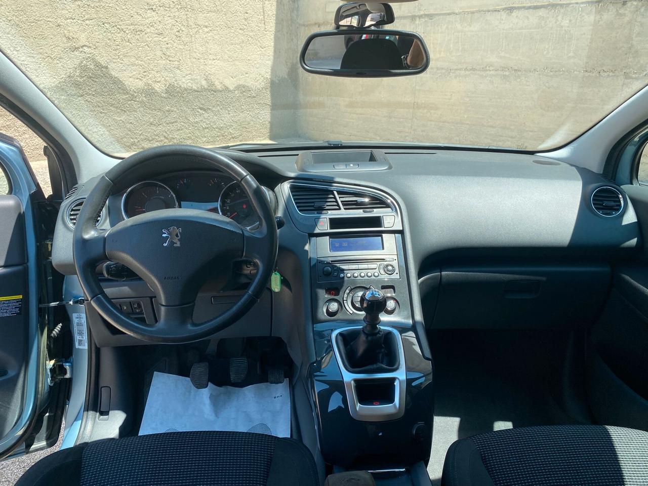 Peugeot 5008 1.6 HDi 112CV Tecno