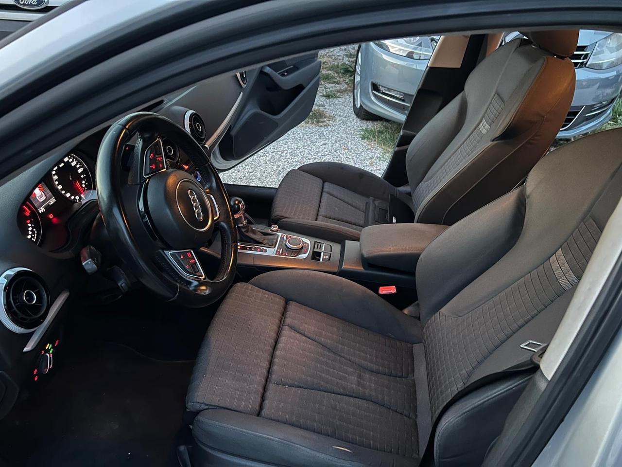 Audi A3 1.6 TDI S tronic Young