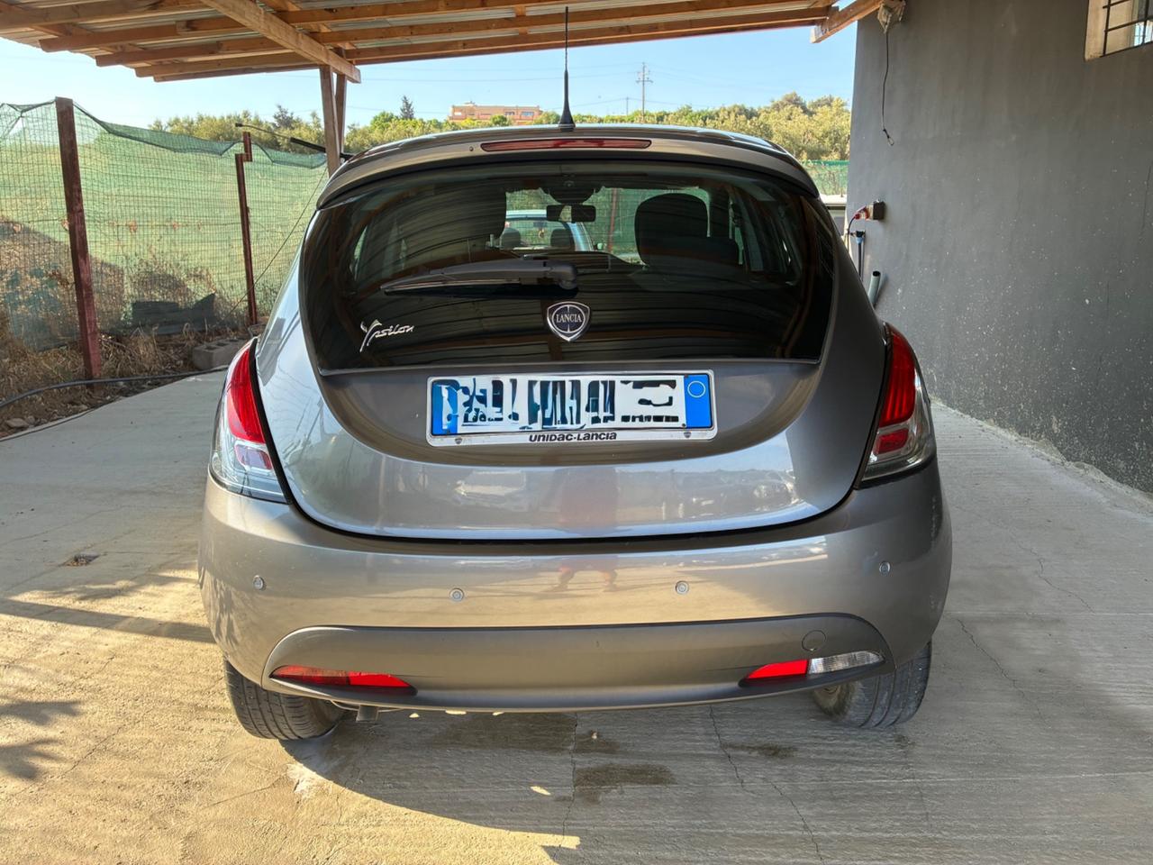 Lancia Ypsilon 1.2 69 CV Platinum