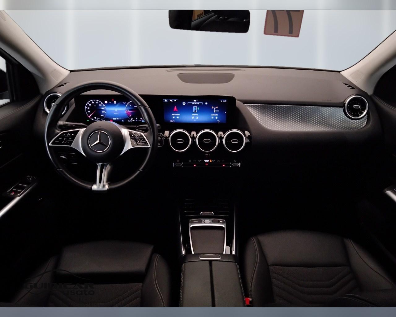 Mercedes-Benz GLA-H247 2023 - GLA 180 d Progressive Advanced auto