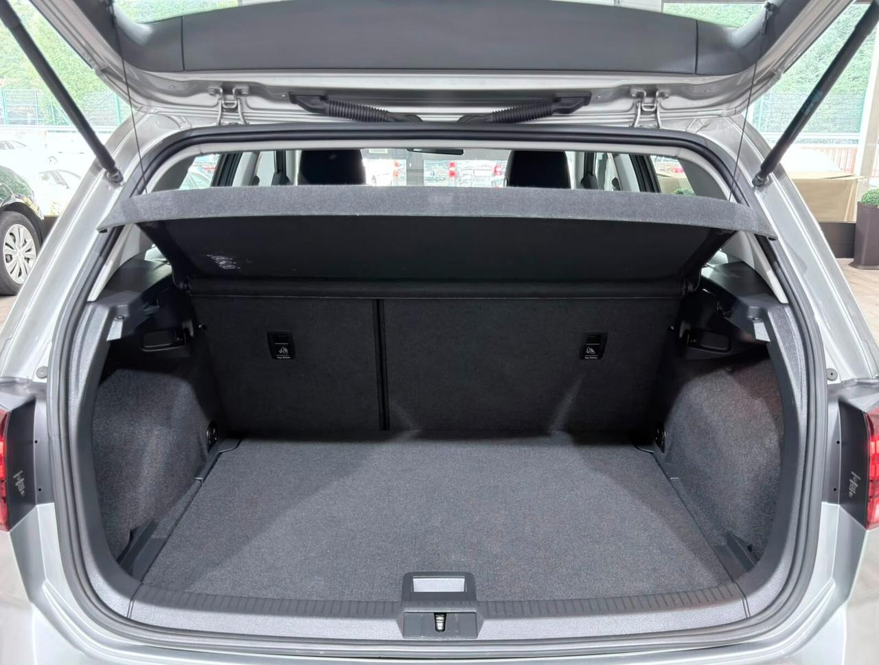 VOLKSWAGEN GOLF 1.6TDI 115CV 5P 2019